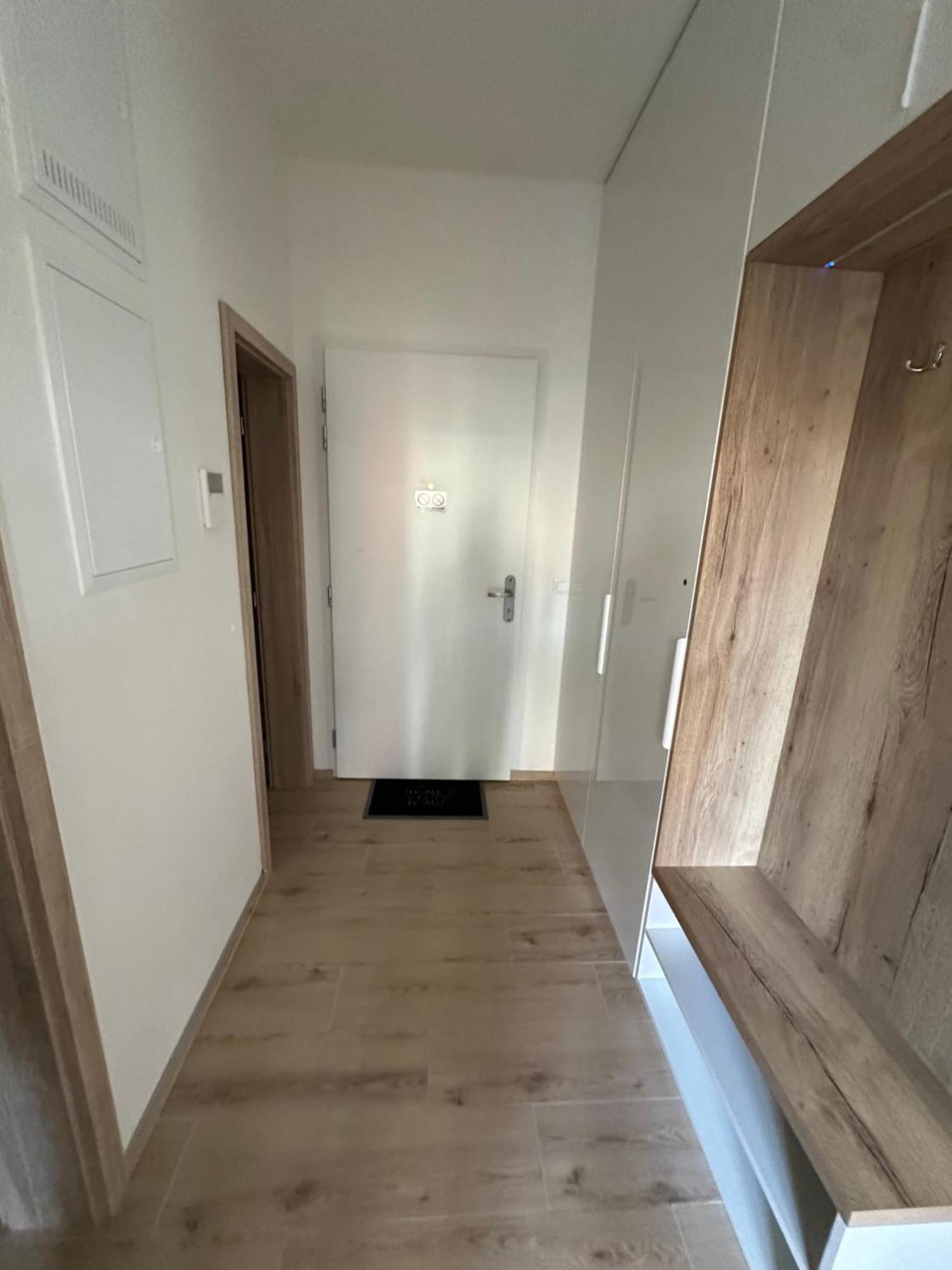 Majestic Old Town Apartments Bratislava Exterior photo